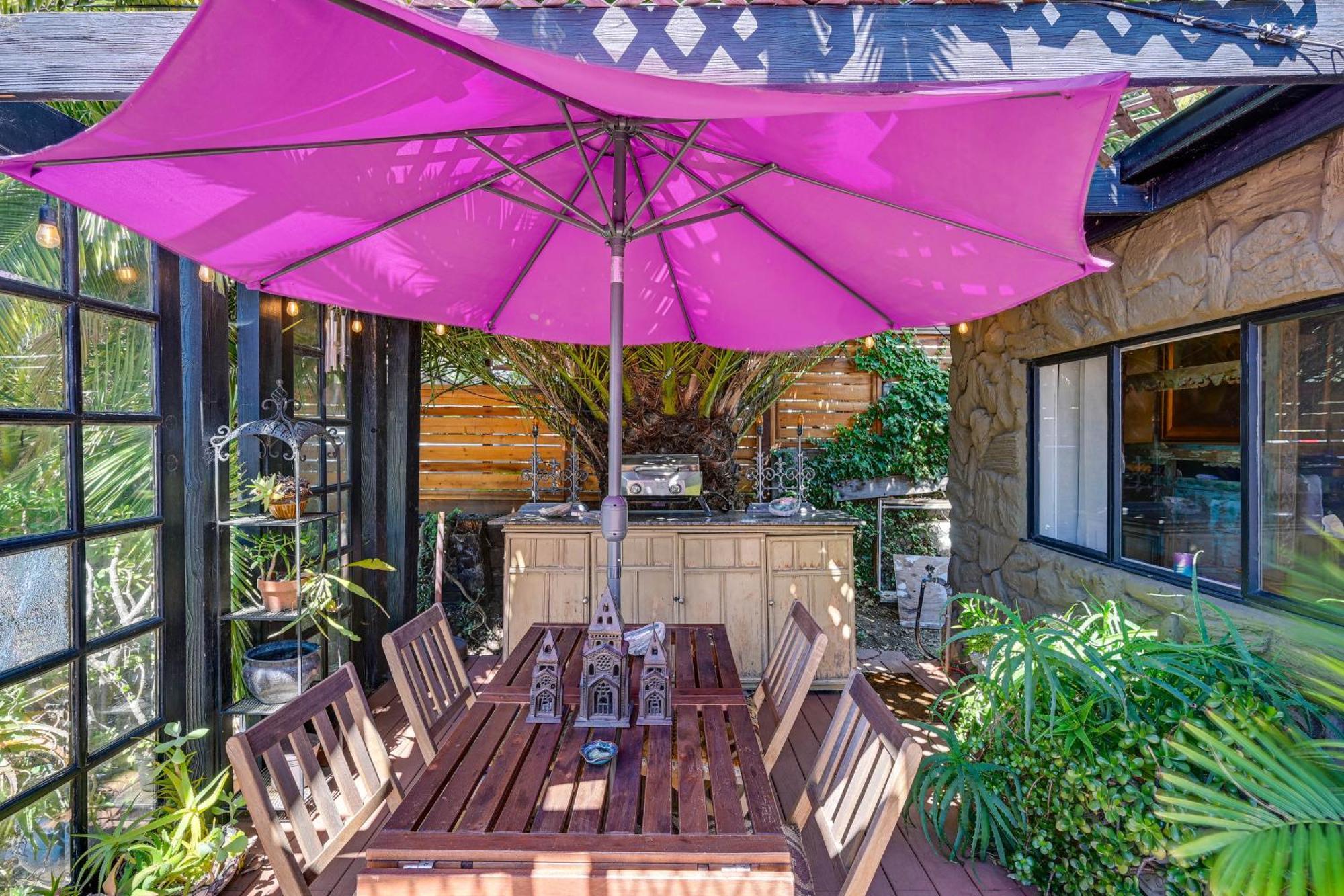 Bohemian Wonderland Benicia Bungalow With Pergola! Extérieur photo