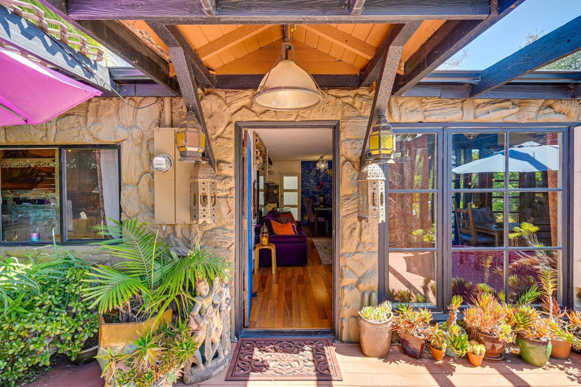 Bohemian Wonderland Benicia Bungalow With Pergola! Extérieur photo