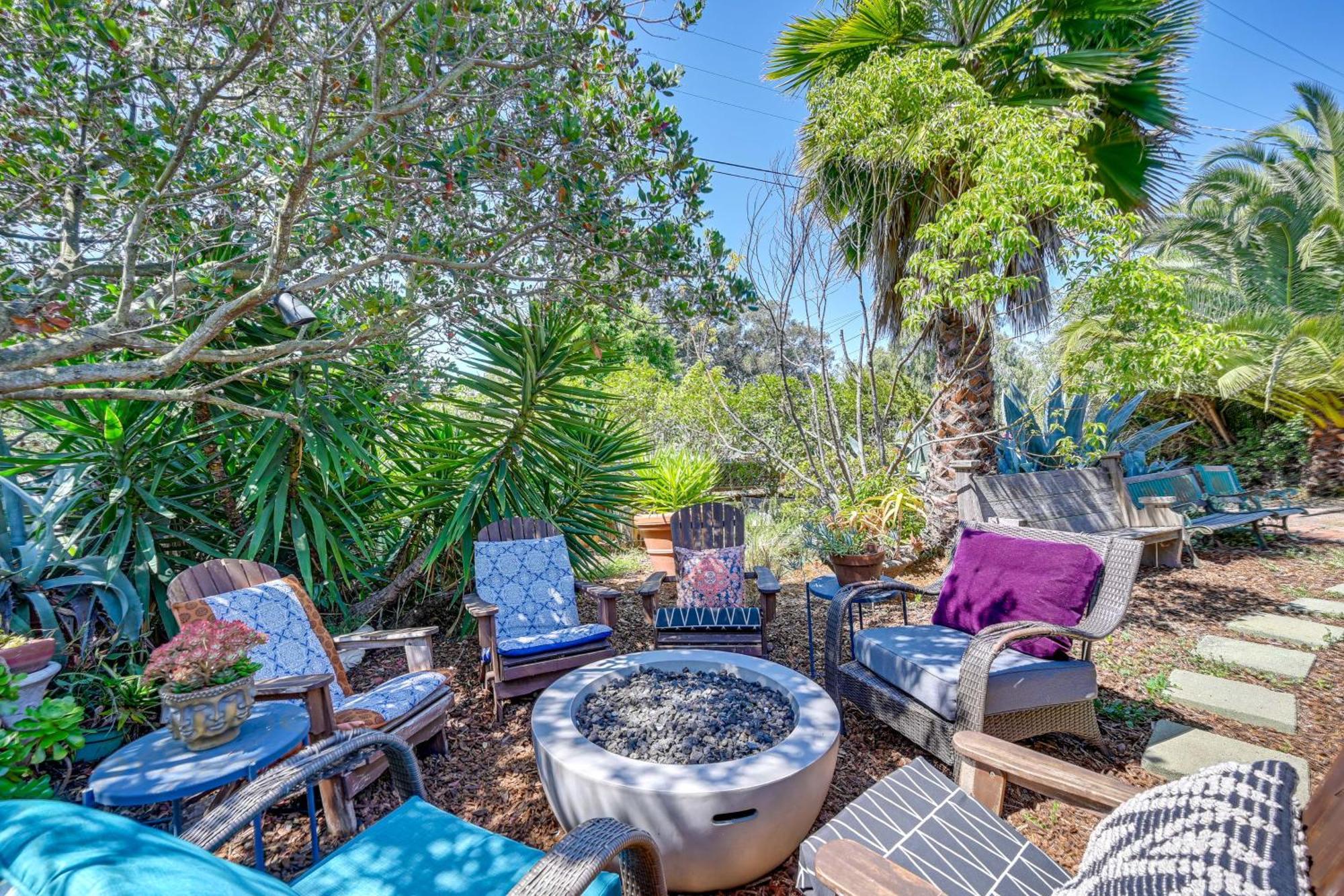 Bohemian Wonderland Benicia Bungalow With Pergola! Extérieur photo